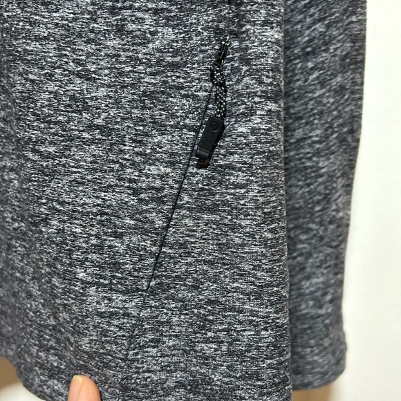 Lululemon Surge Warm 1/2 Zip Heathered Black - Men’s Size Large - Picture 8 of 10